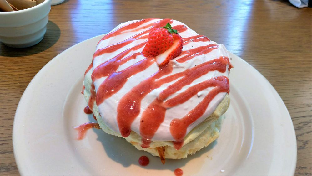 ふわっふわパンケーキ アースカフェ横浜ベイクォーター店 みなとみらいパンケーキ マーブロ